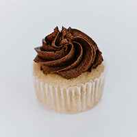 Black Top Cupcakes - Vanilla cake with Chocolate frosting